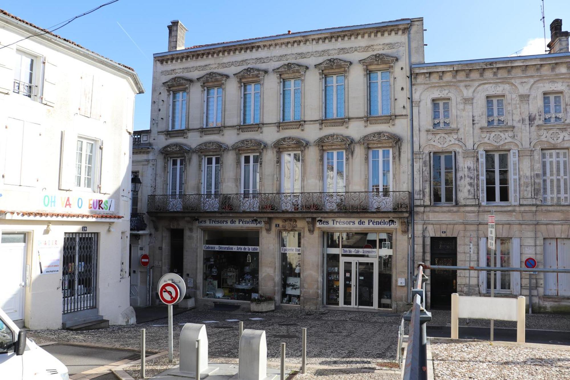 Residence Du Marche โจนแซค ภายนอก รูปภาพ